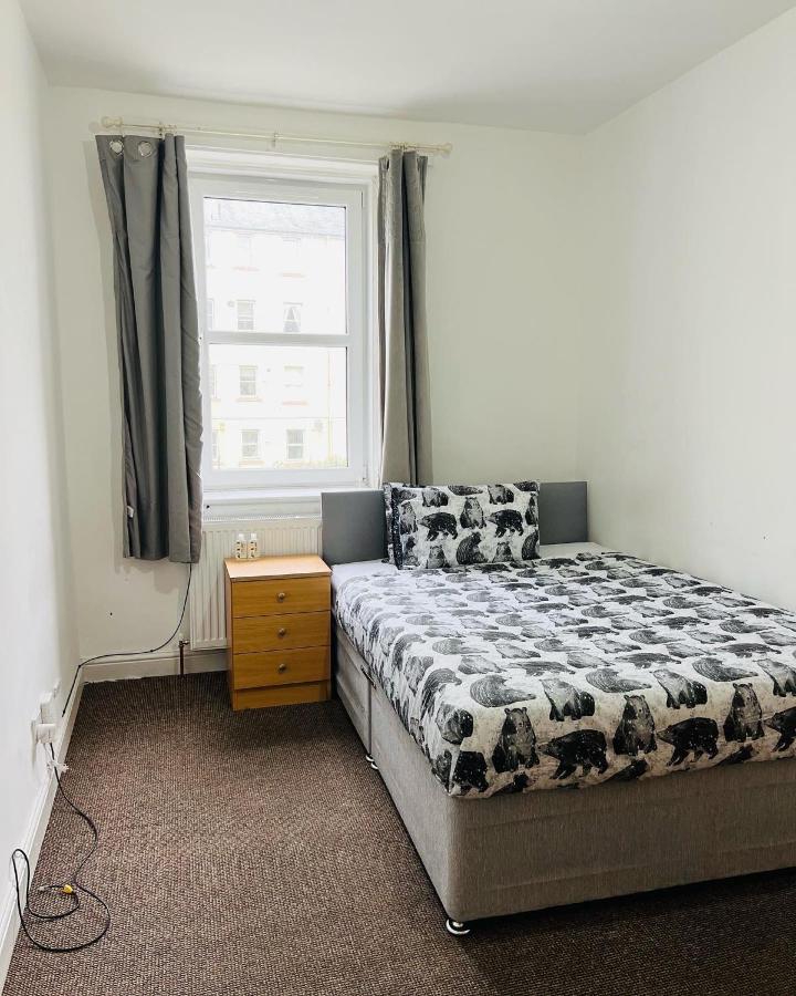 Simple 2Bed Flat In Edinburgh. Apartment Exterior photo